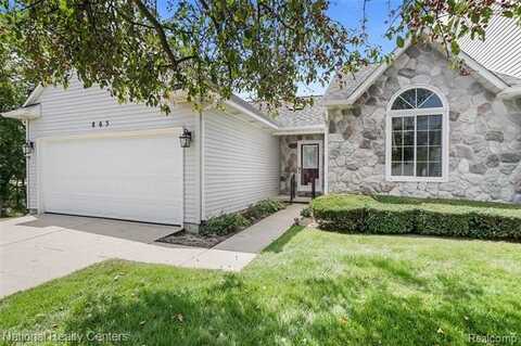 865 Challenging Trail, South Lyon, MI 48178