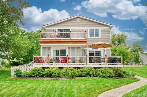 11728 Kenton Drive, Whitmore Lake, MI 48189