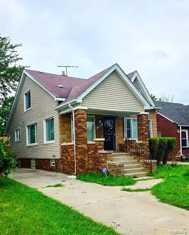 13423 Kilbourne Street, Detroit, MI 48213