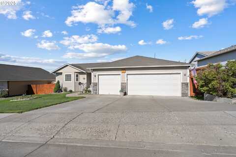 2269 NW EUCALYPTUS DR, Hermiston, OR 97838