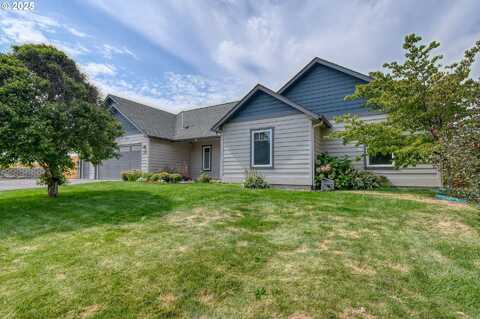 1911 SW 3RD ST, Pendleton, OR 97801