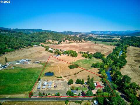 721 COLE RD, Oakland, OR 97462