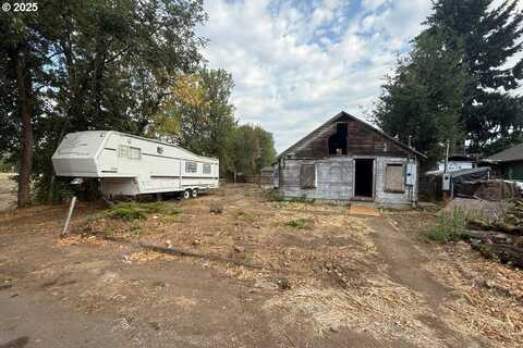 2799 BELL AVE, Eugene, OR 97402