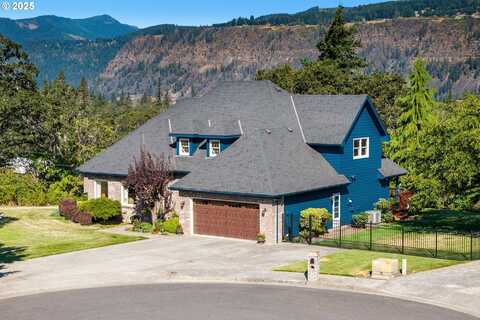 440 SHERMAN CT, Hood River, OR 97031