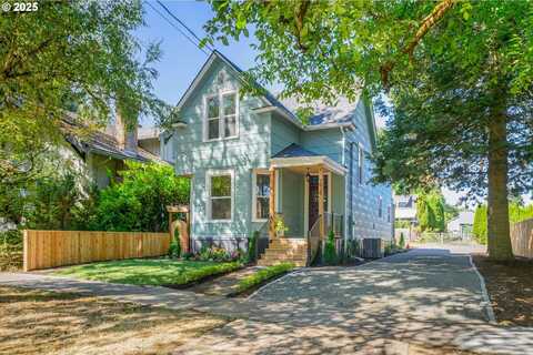 7939 N DANA AVE, Portland, OR 97203
