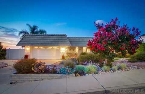 2052 Flying Hills Lane, El Cajon, CA 92020