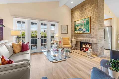 6038 Cirrus St, San Diego, CA 92110