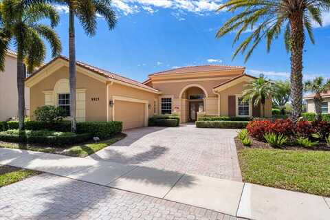 9925 SW Nuova Way, Port Saint Lucie, FL 34986