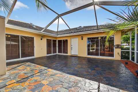 4502 Lakemont Court, Palm Beach Gardens, FL 33403