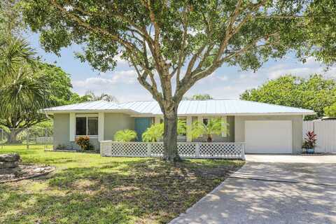 2125 SE East Dunbrooke Circle, Port Saint Lucie, FL 34952