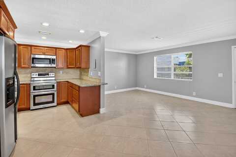 184 Burgundy D, Delray Beach, FL 33484