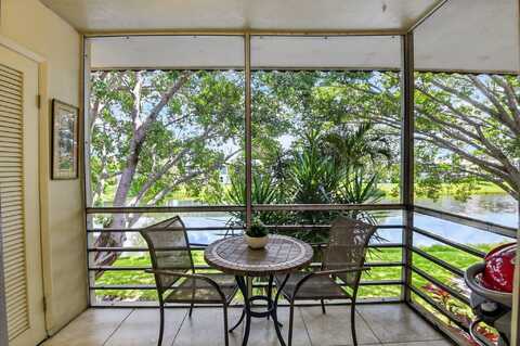 203 Oxford 100, West Palm Beach, FL 33417