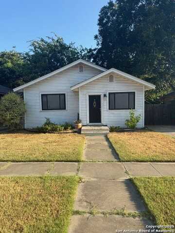 915 Gramercy, San Antonio, TX 78201