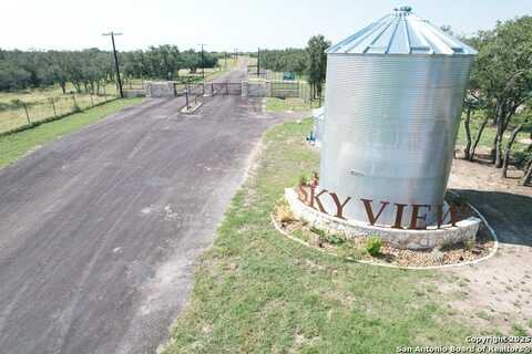 33 Utopia Forest, D Hanis, TX 78850