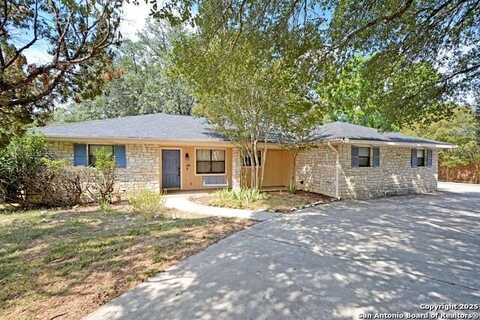 1215 CLEARWATER DR, New Braunfels, TX 78130