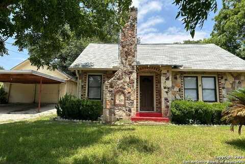 816 S AUSTIN ST, Seguin, TX 78155