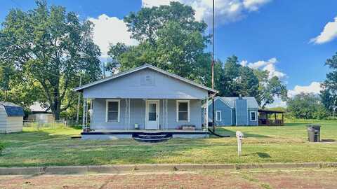 410 E Taylor Ave, Arkansas City, KS 67005