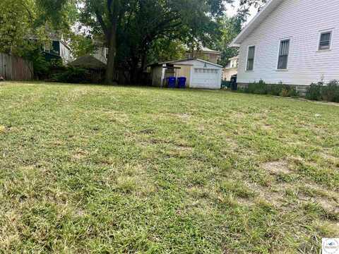 905 W 5th, Sedalia, MO 65301