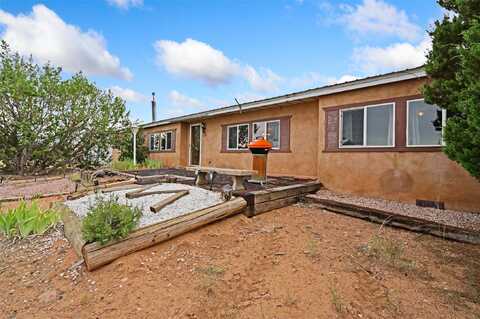 30 Marissa Lane, Santa Fe, NM 87508