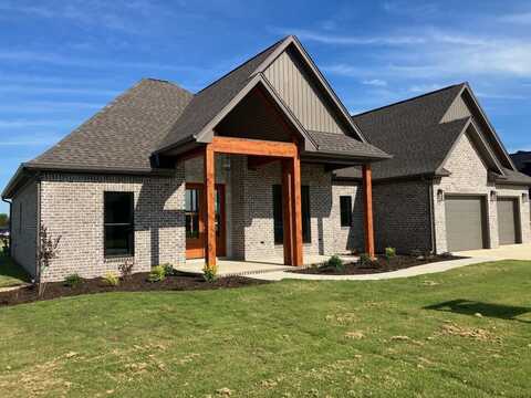 105 Shane Dr, Muscle Shoals, AL 35661