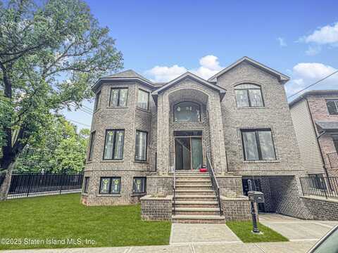 383 Philip Avenue, Staten Island, NY 10312