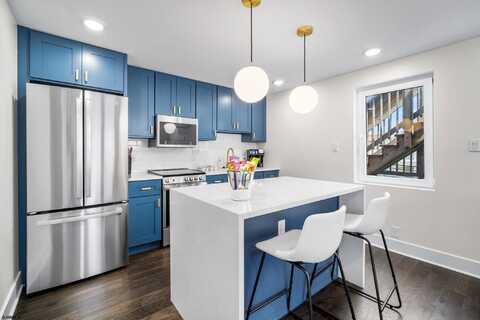 1059 Asbury Ave, Ocean City, NJ 08226