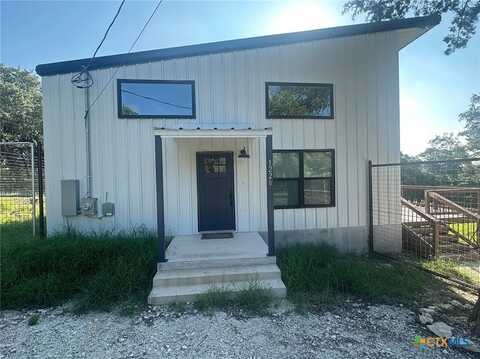 1226 Whispering Hills Drive, Canyon Lake, TX 78133