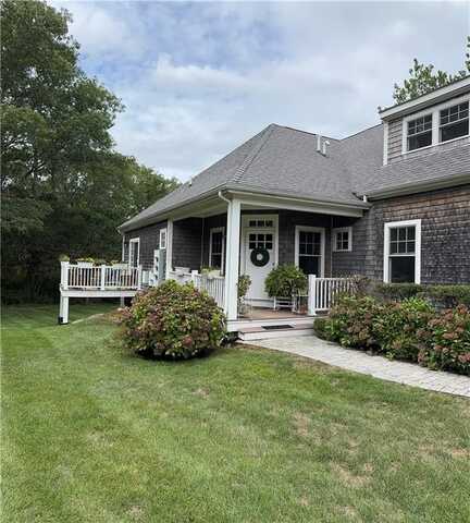 38 Freedom Trail Drive, Portsmouth, RI 02871