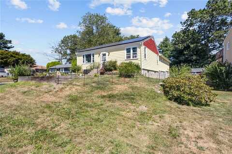25 Shore Drive, Johnston, RI 02919