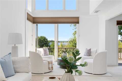 30 Seabreeze Lane, Bristol, RI 02809