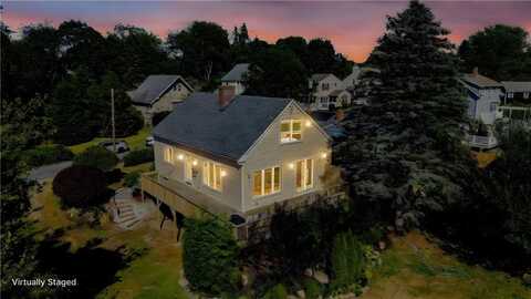 28 West Side Road, South Kingstown, RI 02879