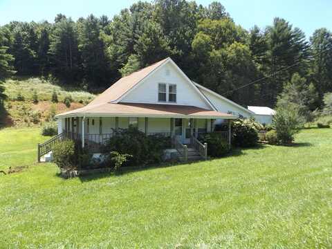 4428 Danville Pike, Hillsville, VA 24343