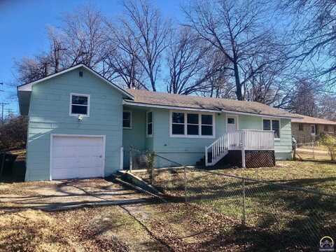 2800 SE Massachusetts AVE, Topeka, KS 66605