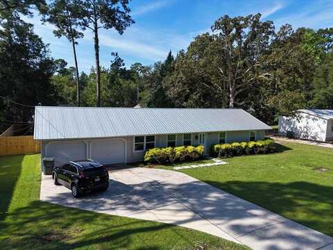 1316 Oriole Dr., Thomasville, GA 31792