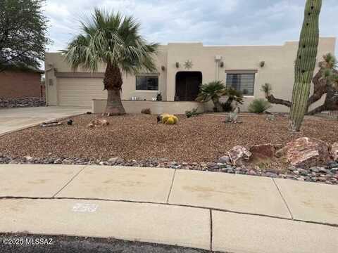 790 W Arbor Ridge Drive, Green Valley, AZ 85614