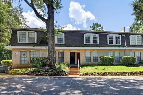 2020 Continental Avenue unit: 222, Tallahassee, FL 32304