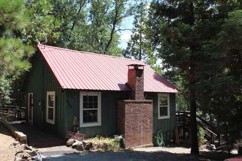 620 Loop Drive, Camp Nelson, CA 93265