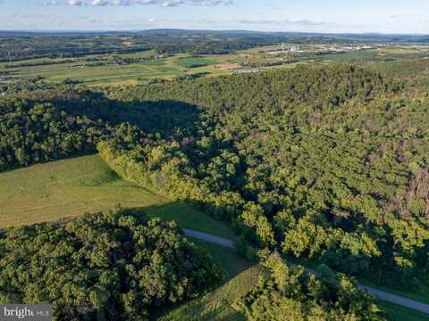 2151 FREEBURG ROAD, MIDDLEBURG, PA 17842