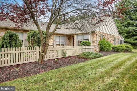 551 FARMHOUSE LANE, HUMMELSTOWN, PA 17036