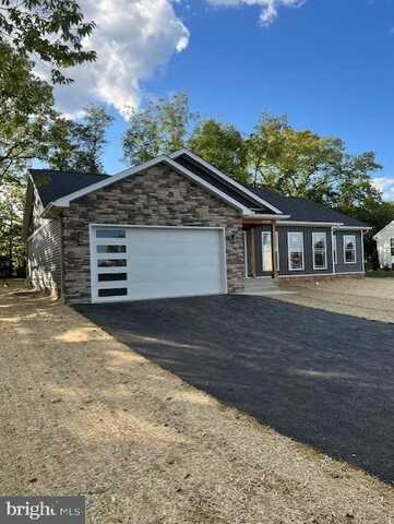 10199 JASPER DRIVE, GREENCASTLE, PA 17225