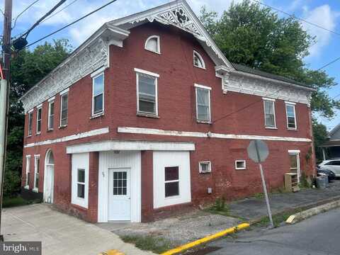 99 BRIDGE STREET, MIFFLINTOWN, PA 17059