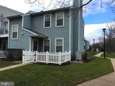 2401 GREENSWARD N, WARRINGTON, PA 18976