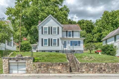 225 Main Street, Saltville, VA 24370