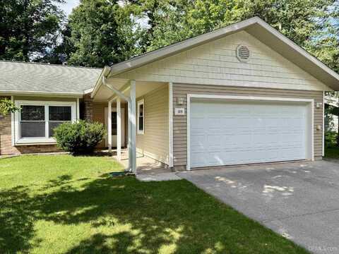 109 Forest Ridge, Marquette, MI 49855