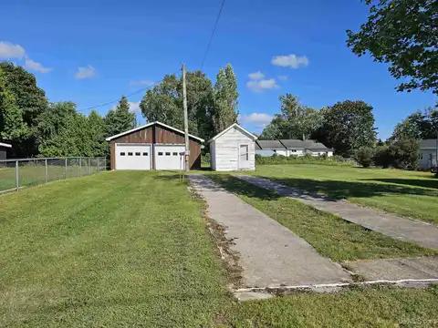 222 N 2nd, Manistique, MI 49854
