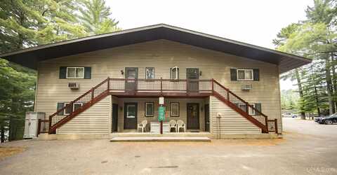 1717C Summers, Eagle River, WI 54521