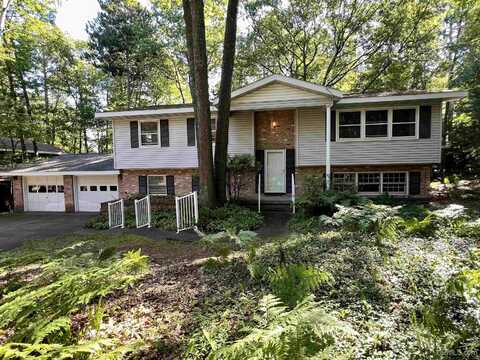 12 Elder, Marquette, MI 49855