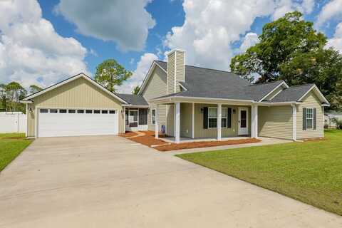 134 Pine Street, Ray City, GA 31645