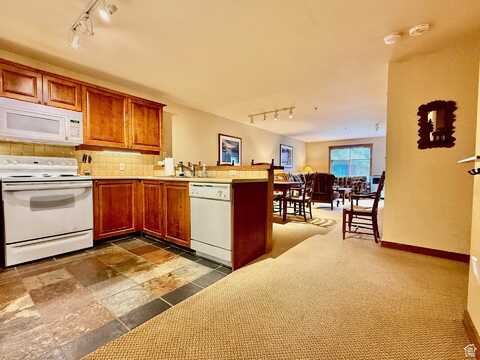 12090 E BIG COTTONWOOD, Solitude, UT 84121