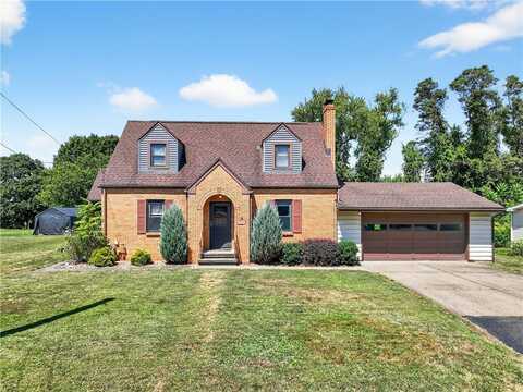 122 Gross Dr, Center Twp, PA 15001